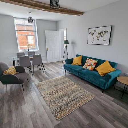 31 High Street - Modern & Stylish 2-Bed Apartment - Inc Parking Husbands Bosworth Екстериор снимка