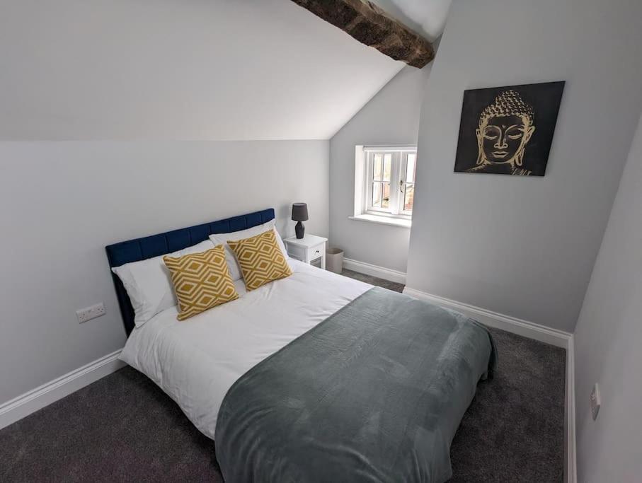 31 High Street - Modern & Stylish 2-Bed Apartment - Inc Parking Husbands Bosworth Екстериор снимка