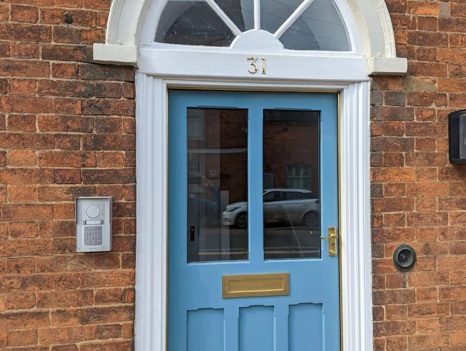31 High Street - Modern & Stylish 2-Bed Apartment - Inc Parking Husbands Bosworth Екстериор снимка